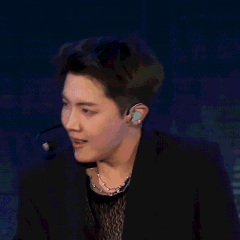 Profile pic for demishock | UNBUTTONED BLAZER