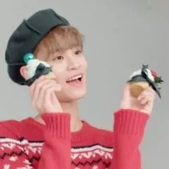 Profile pic for Lars 🧱 WAS PERCEIVED BY BRICK