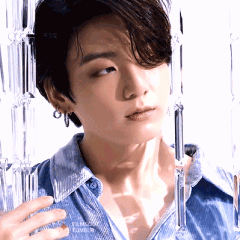 Profile pic for Squid 🦑| Chest thong enthusiast